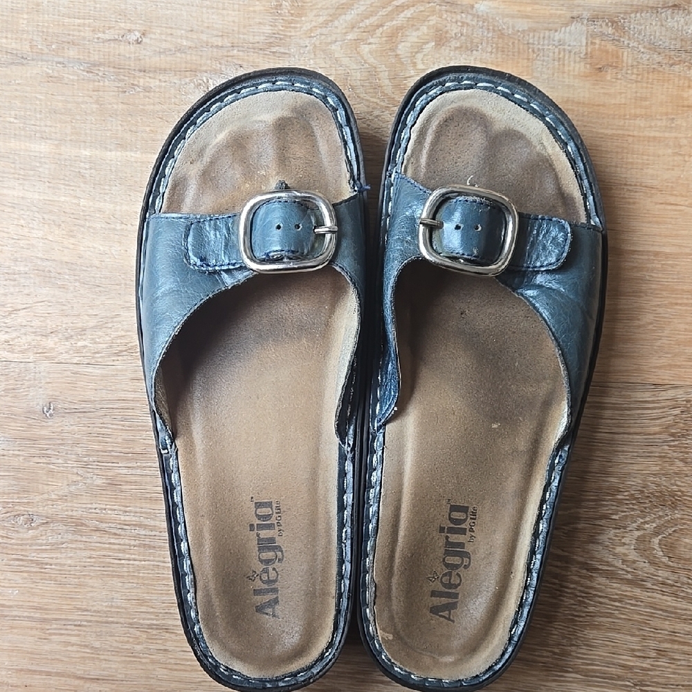 Alegria Thong Sandals Size 38